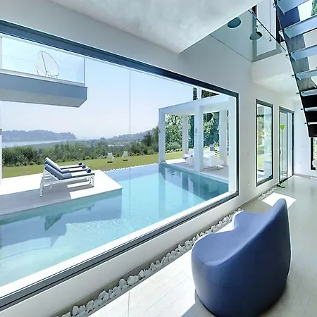 Luxury Eve Διαμέρισμα Βιρός